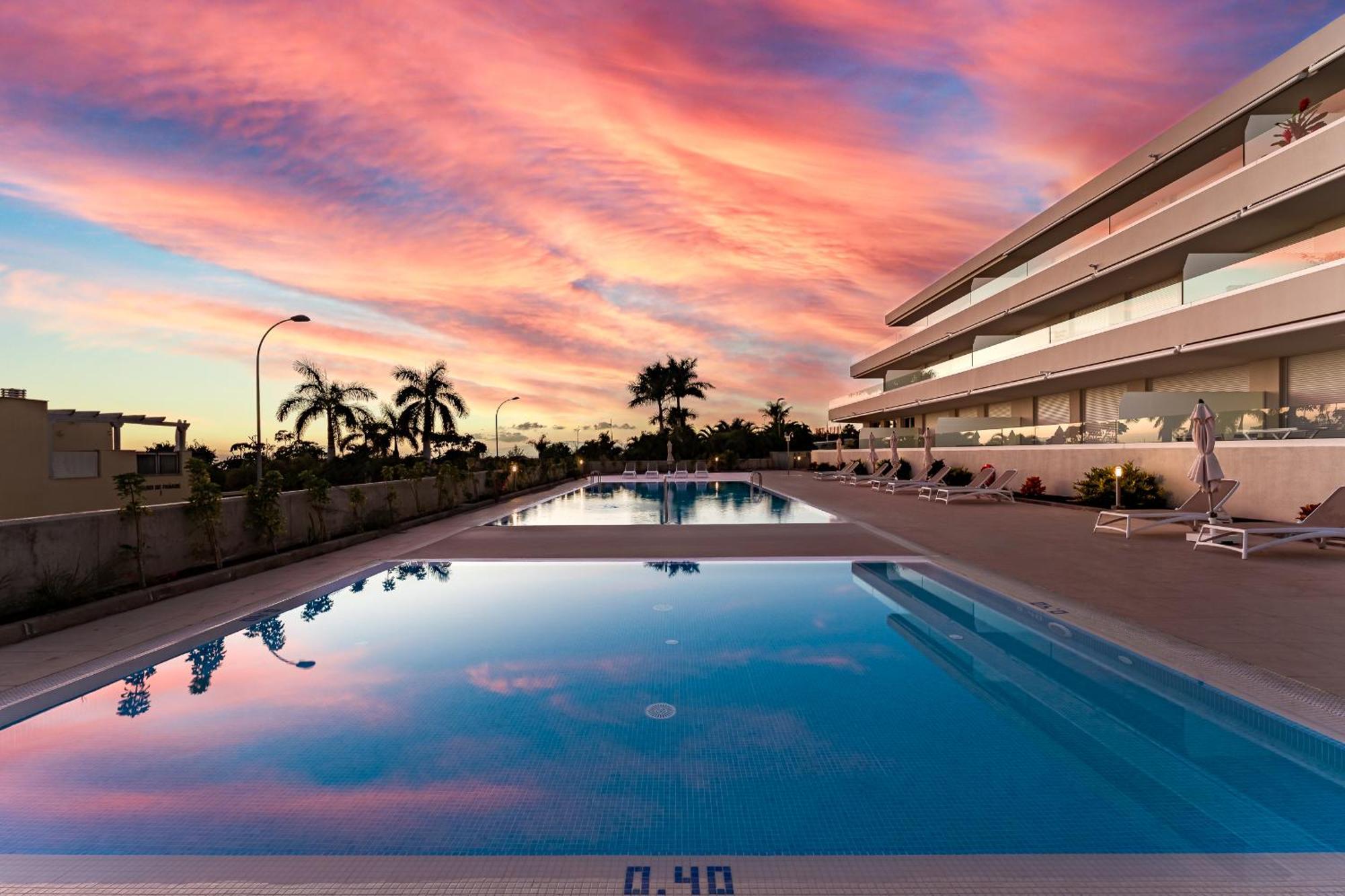 Modern New Apartment Las Terrazas De Costa Adeje. Heated Pool, Big Terrace And Private Parking Kültér fotó