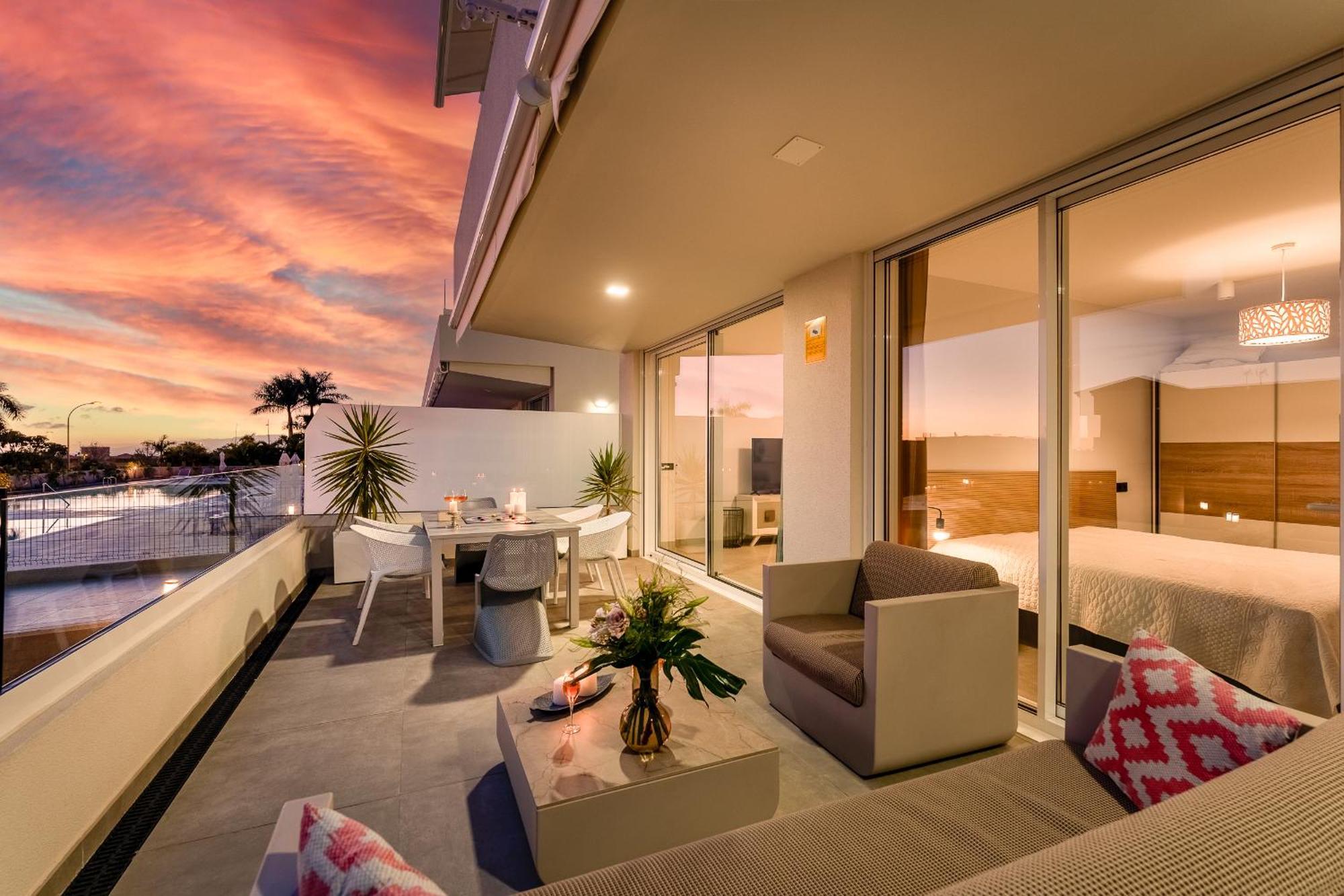 Modern New Apartment Las Terrazas De Costa Adeje. Heated Pool, Big Terrace And Private Parking Kültér fotó